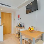 Q By Atlantic Apartment