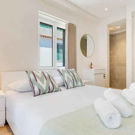 Apartment Q By Atlantic